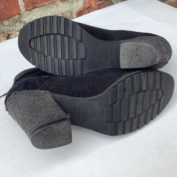 Prada Black Suede Chucker Ankle Boots, Platform Crepe Heel, Size 38.5 EU 7.5 US - Picture 4 of 10